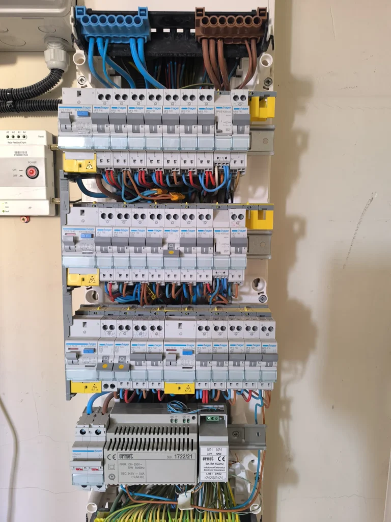 installation et depannage electrique courtial beziers 20